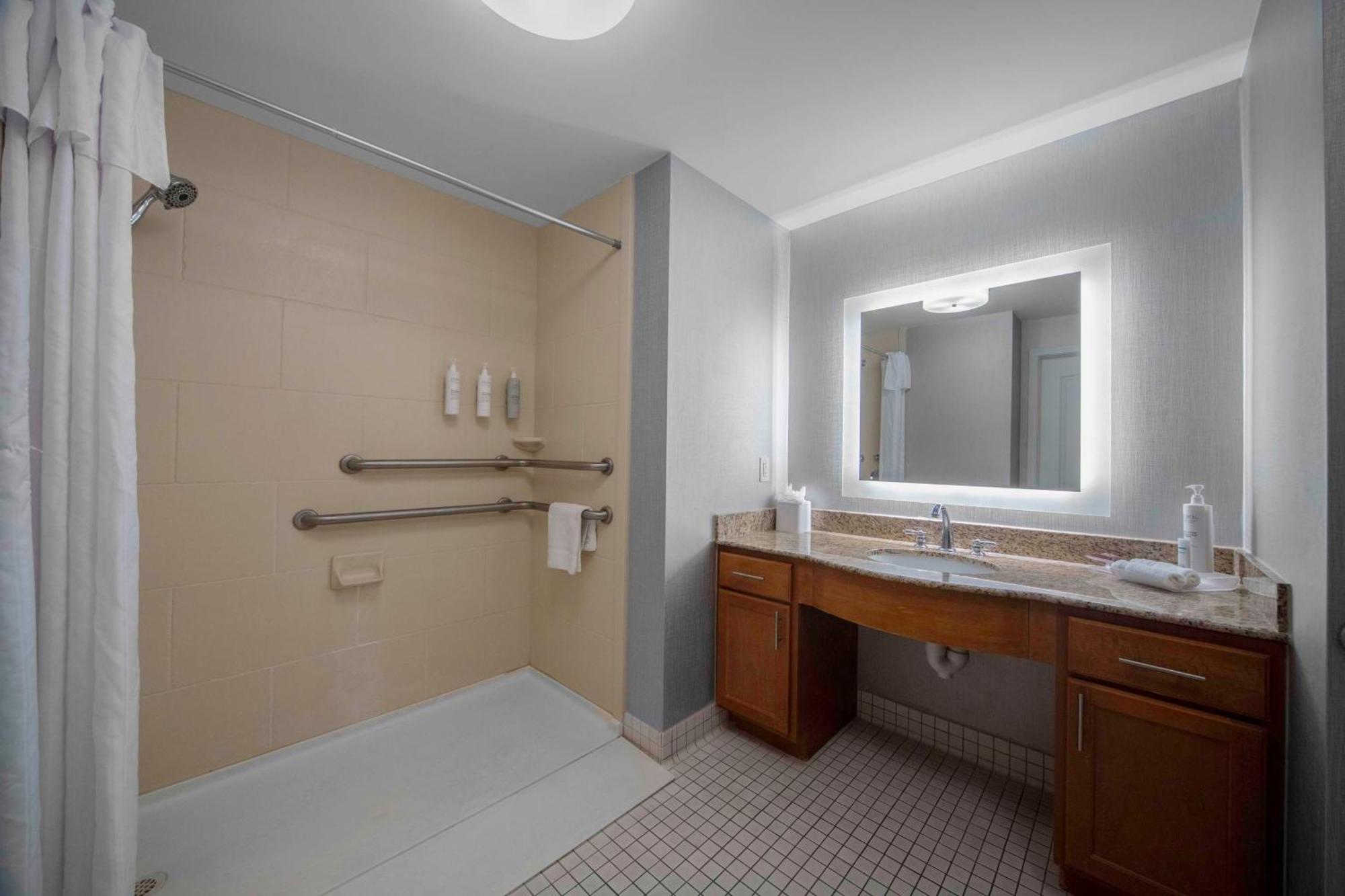 Homewood Suites By Hilton St. Louis - Galleria Richmond Heights Eksteriør billede
