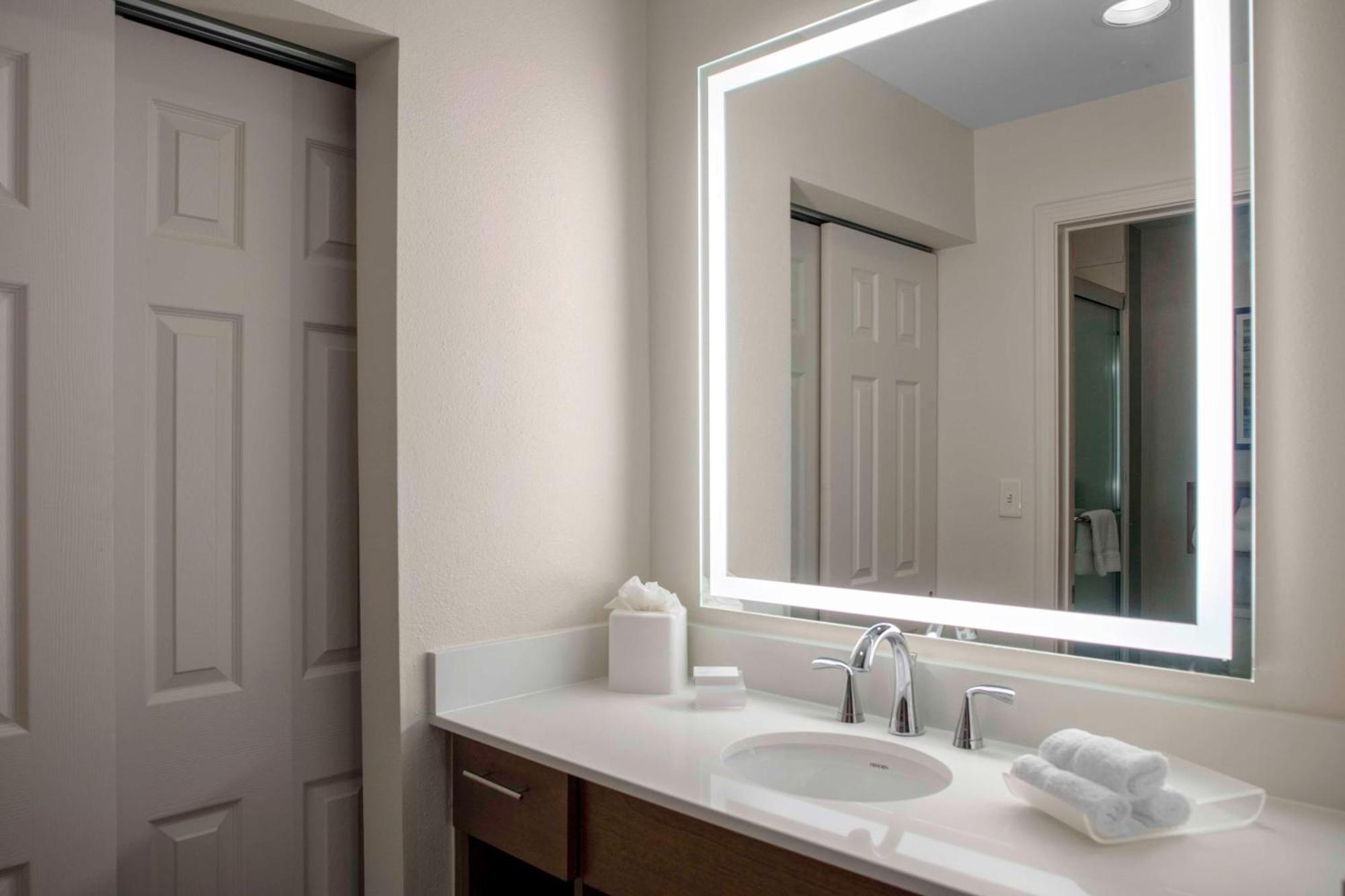 Homewood Suites By Hilton St. Louis - Galleria Richmond Heights Eksteriør billede