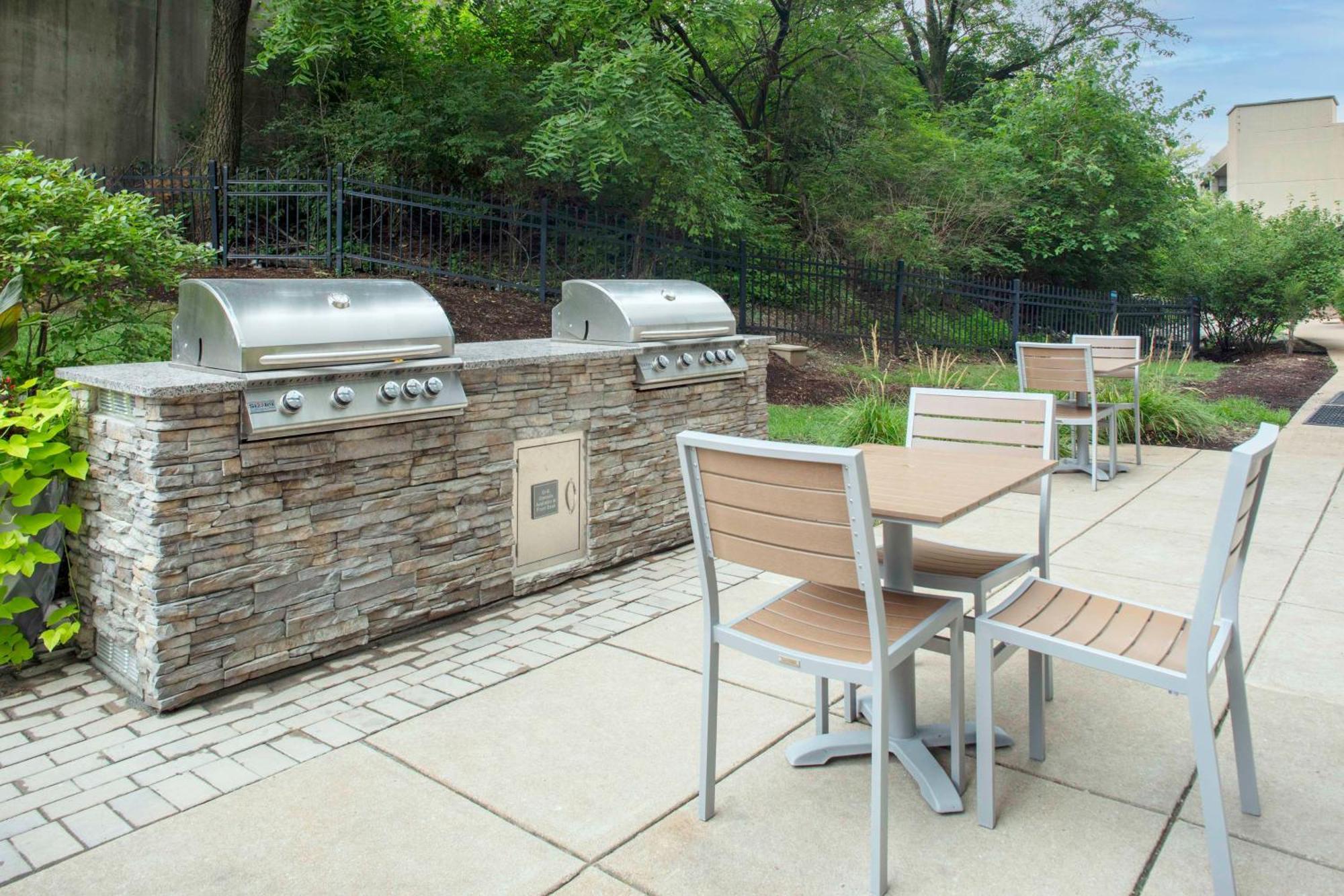 Homewood Suites By Hilton St. Louis - Galleria Richmond Heights Eksteriør billede